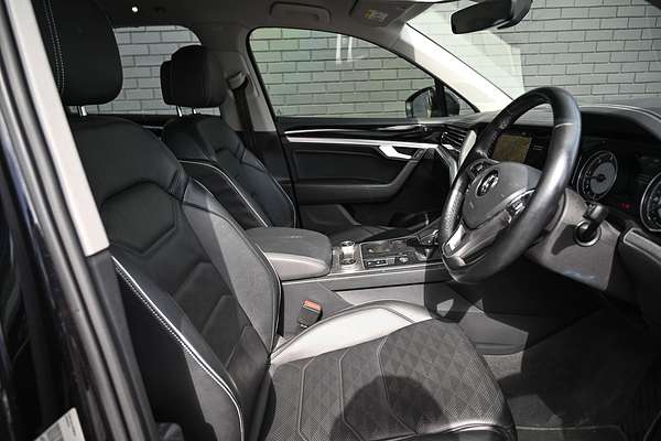 2020 Volkswagen Touareg 190TDI Premium CR