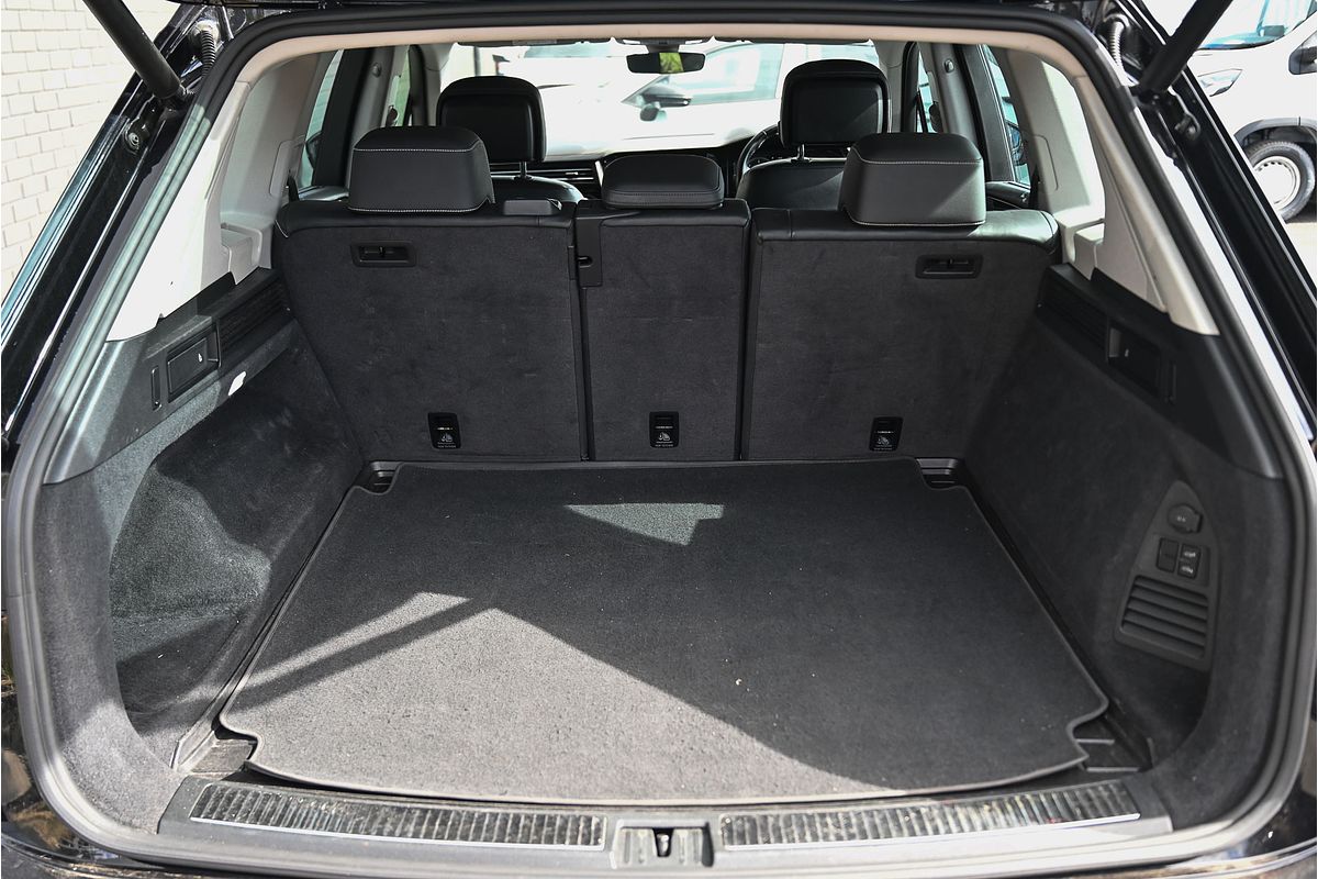 2020 Volkswagen Touareg 190TDI Premium CR