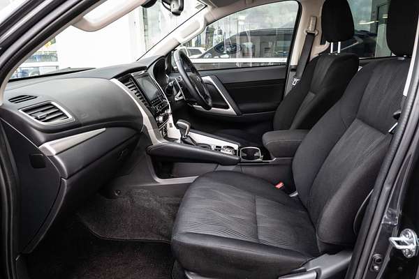 2024 Mitsubishi Pajero Sport GLS QF