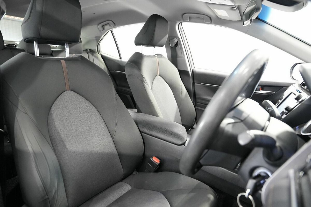 2018 Toyota Camry Ascent ASV70R