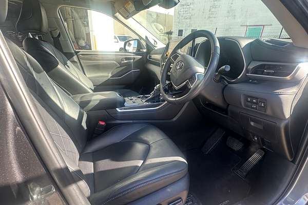 2023 Toyota Kluger Grande AXUH78R