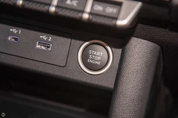 2025 Mitsubishi Triton GSR MV 4X4