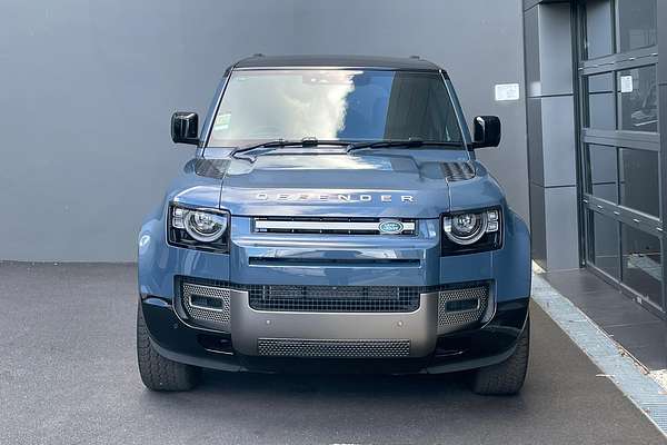 2024 Land Rover Defender 110 D300 X-Dynamic SE L663