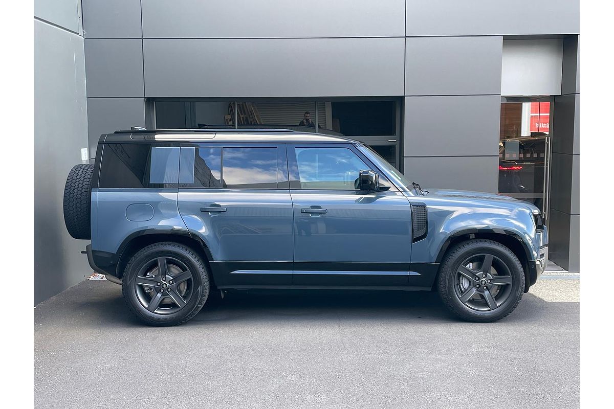 2024 Land Rover Defender 110 D300 X-Dynamic SE L663