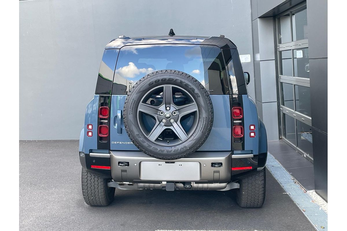 2024 Land Rover Defender 110 D300 X-Dynamic SE L663