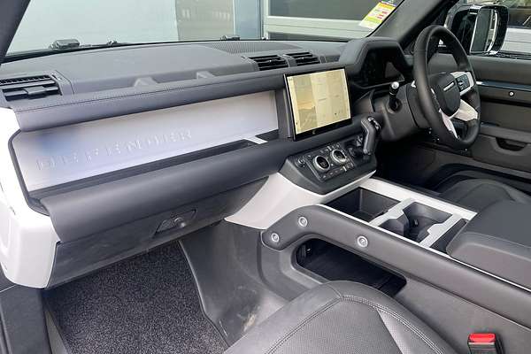 2024 Land Rover Defender 110 D300 X-Dynamic SE L663