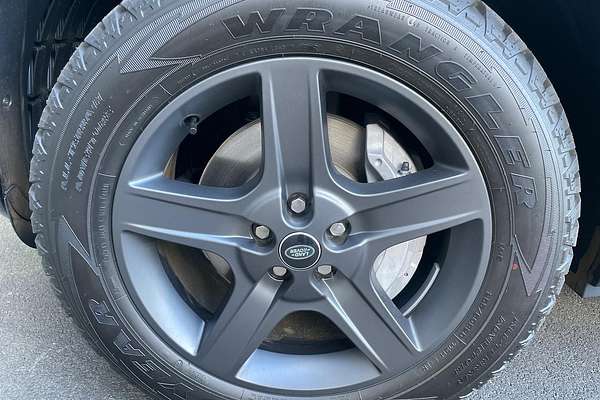 2024 Land Rover Defender 110 D300 X-Dynamic SE L663