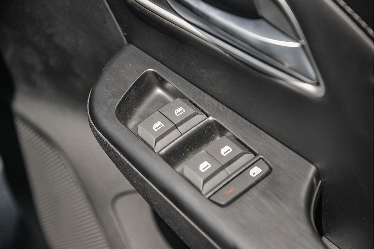 2025 MG ZS Essence ZS32