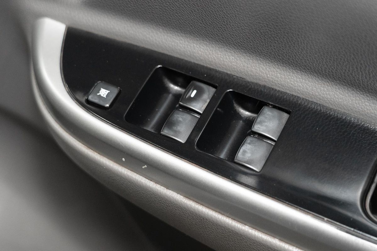 2015 Mitsubishi Triton GLS MQ 4X4