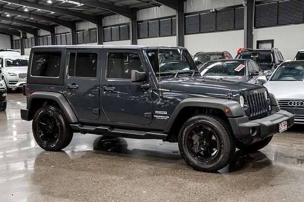2017 Jeep Wrangler Unlimited Sport JK