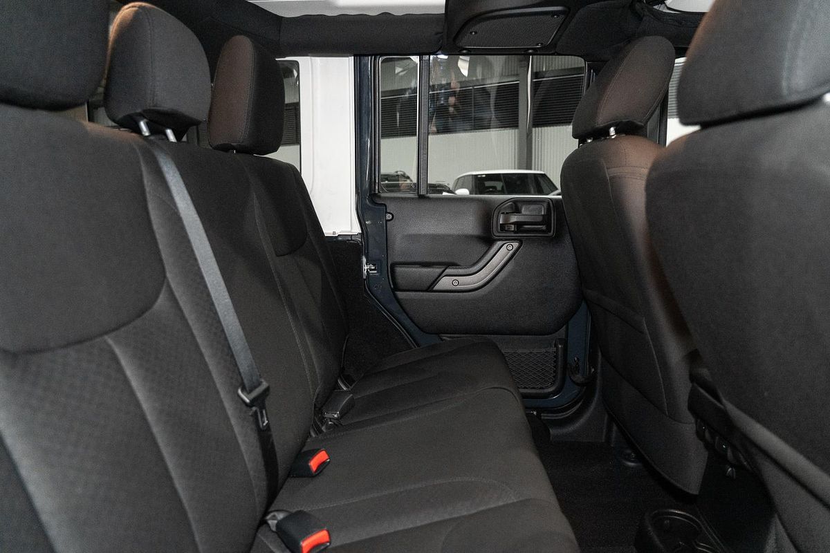 2017 Jeep Wrangler Unlimited Sport JK