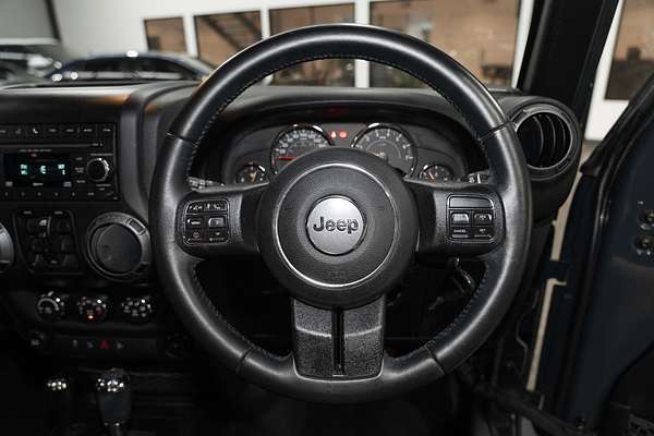 2017 Jeep Wrangler Unlimited Sport JK