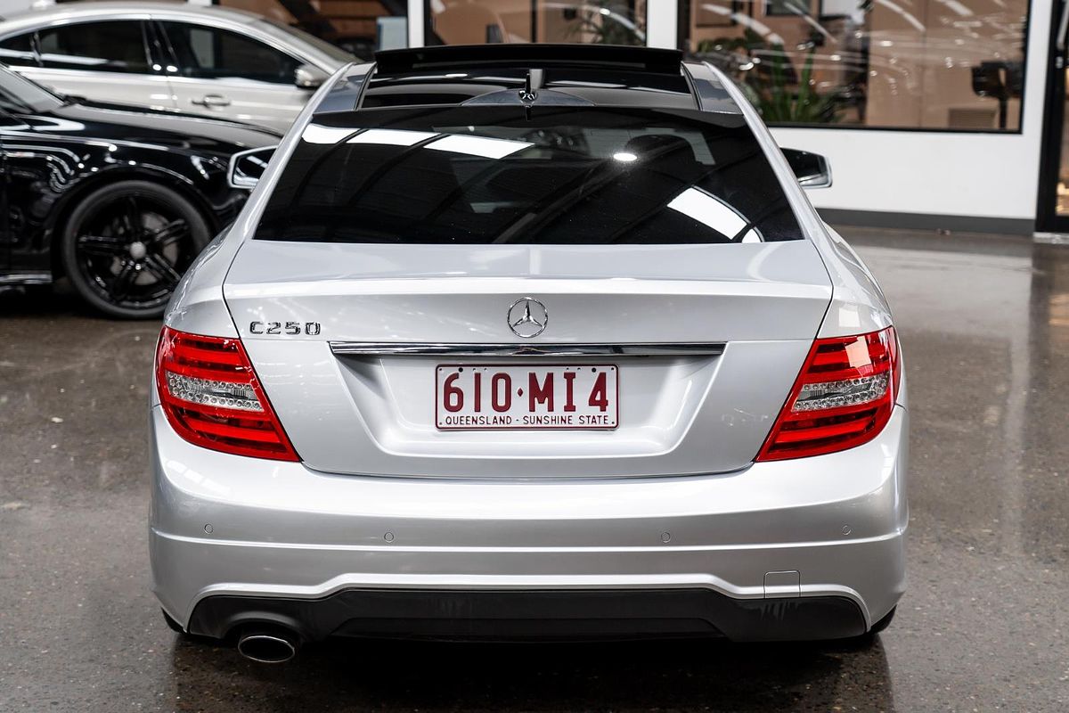 2015 Mercedes-Benz C-Class C250 Avantgarde C204