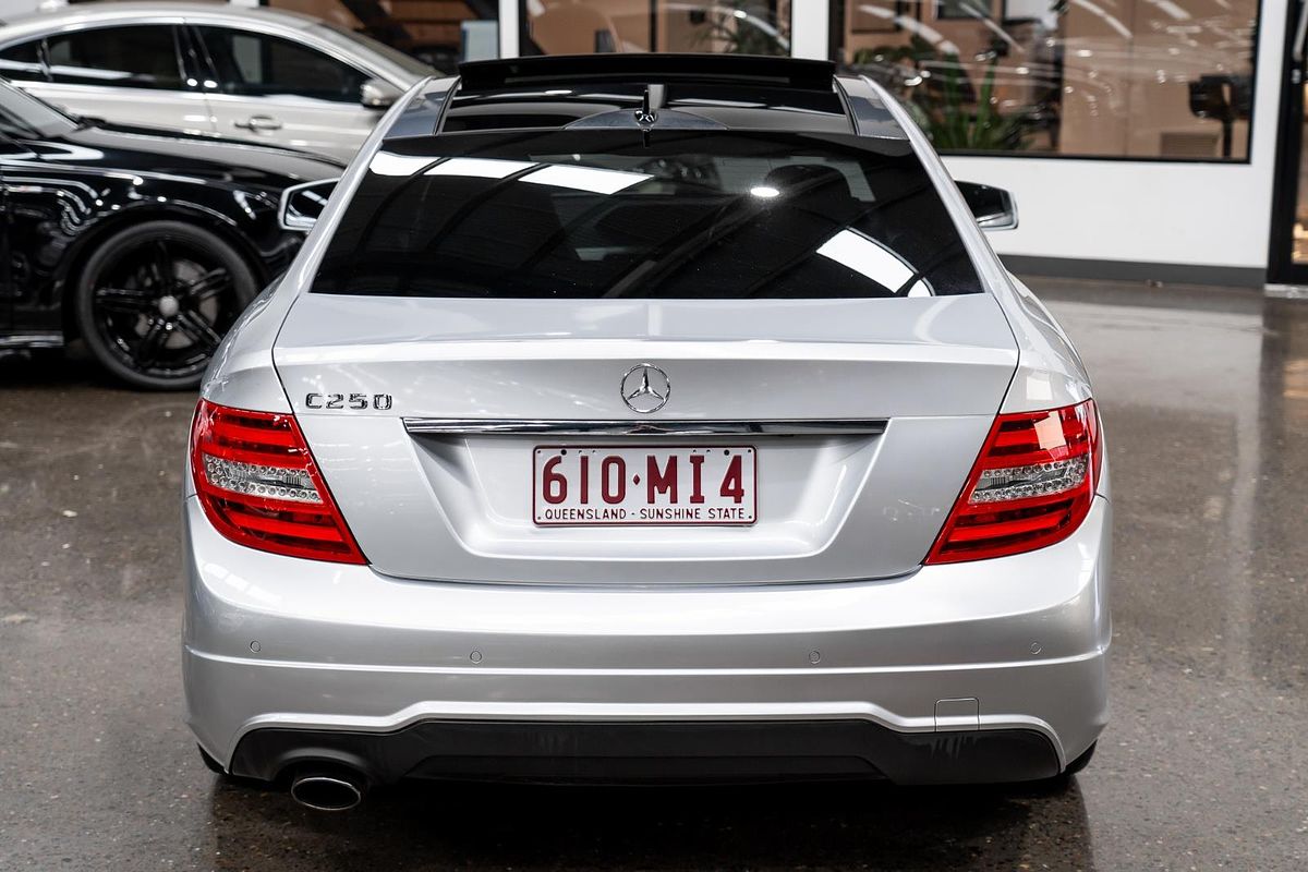 2015 Mercedes-Benz C-Class C250 Avantgarde C204
