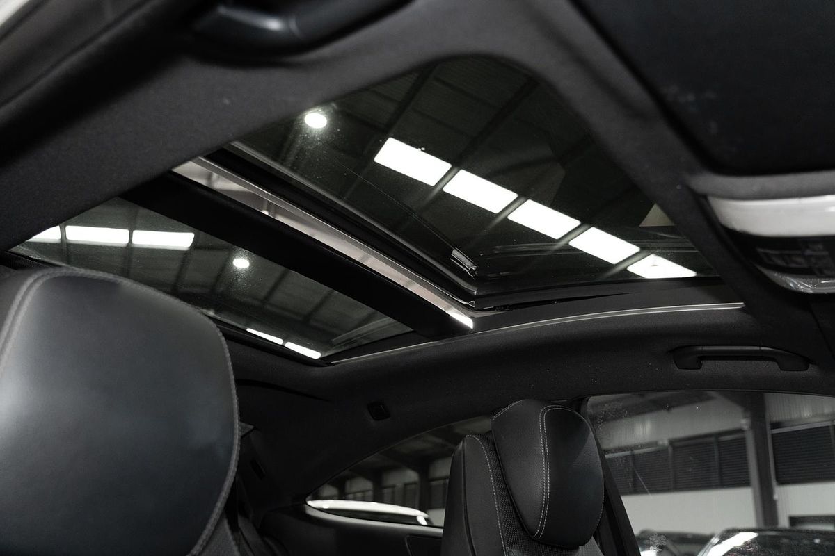 2015 Mercedes-Benz C-Class C250 Avantgarde C204