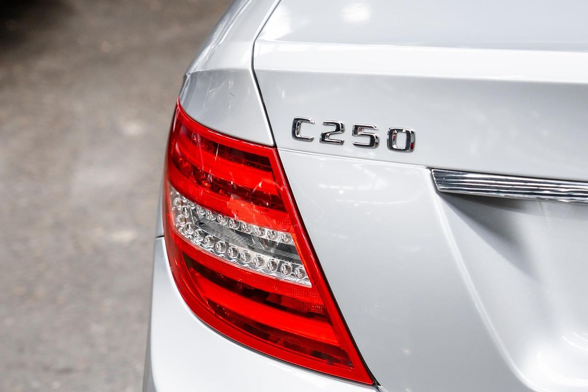 2015 Mercedes-Benz C-Class C250 Avantgarde C204
