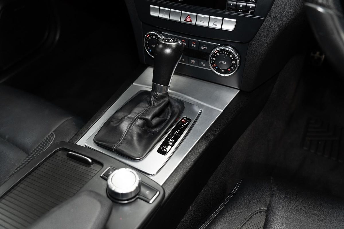 2015 Mercedes-Benz C-Class C250 Avantgarde C204