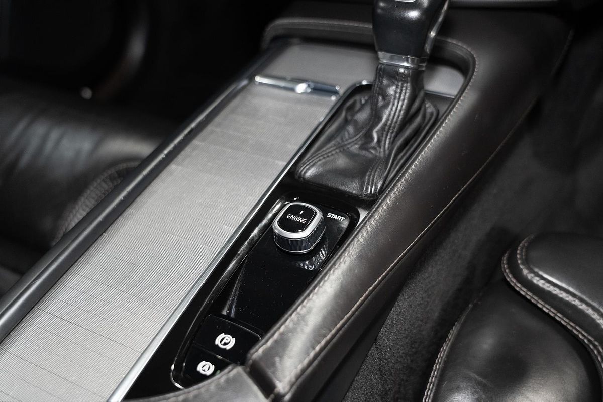 2015 Volvo XC90 T6 Inscription