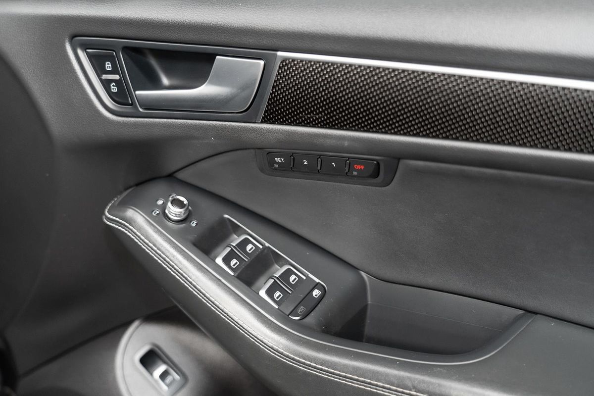 2014 Audi SQ5 TDI 8R