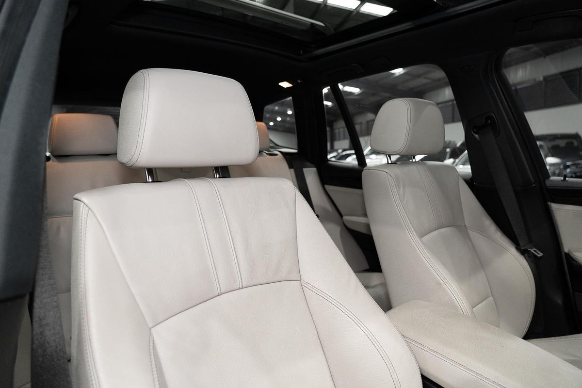 2011 BMW X3 xDrive28i F25