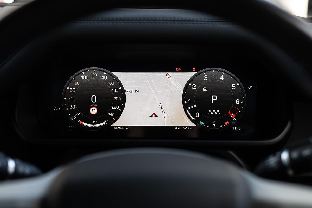 2023 Land Rover Defender 90 P400 X-Dynamic SE L663