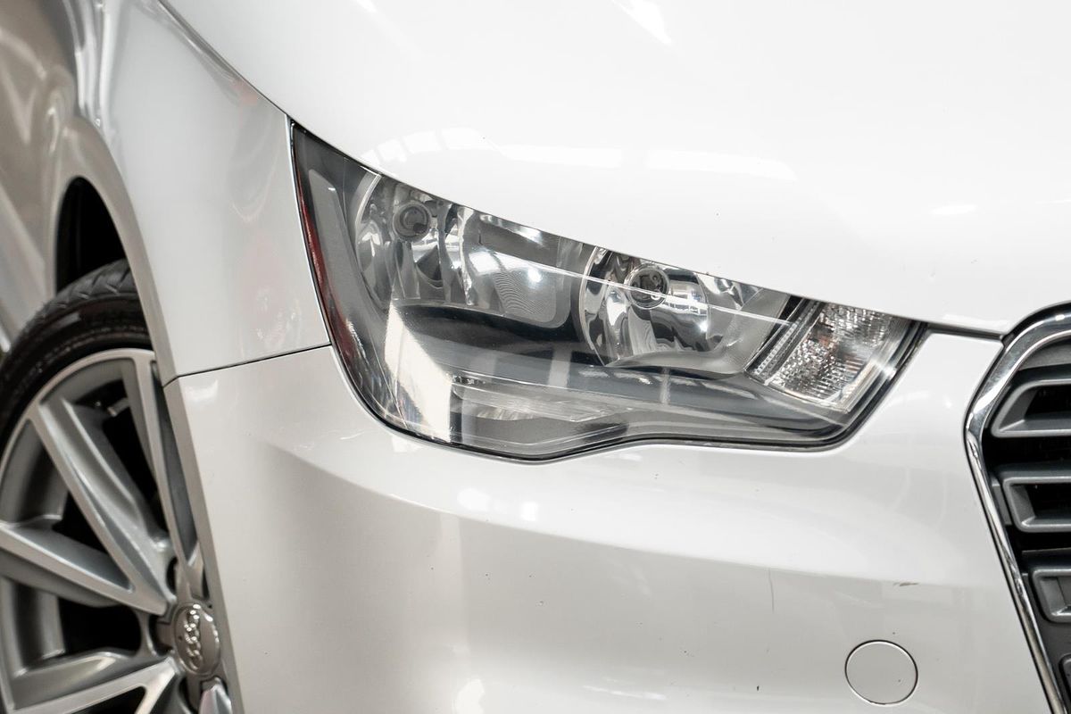 2011 Audi A1 Attraction 8X