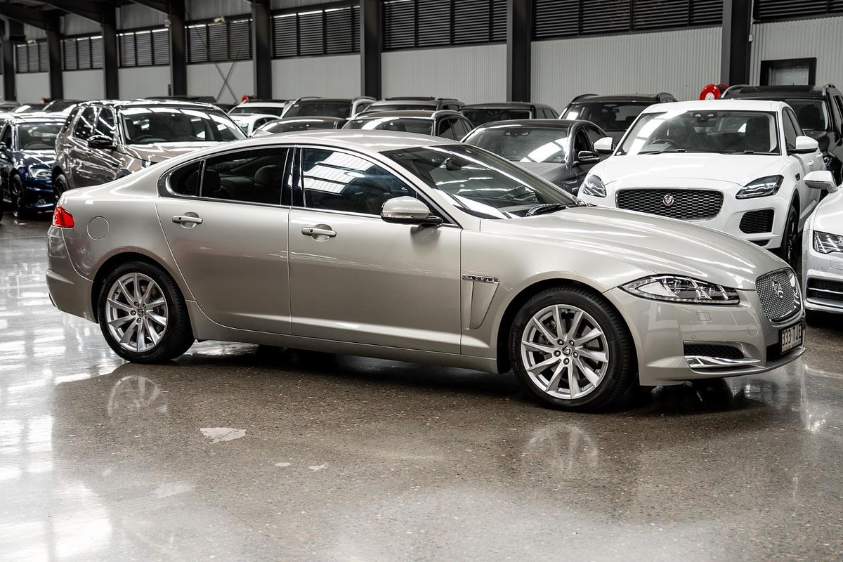 2013 Jaguar XF Premium Luxury X250