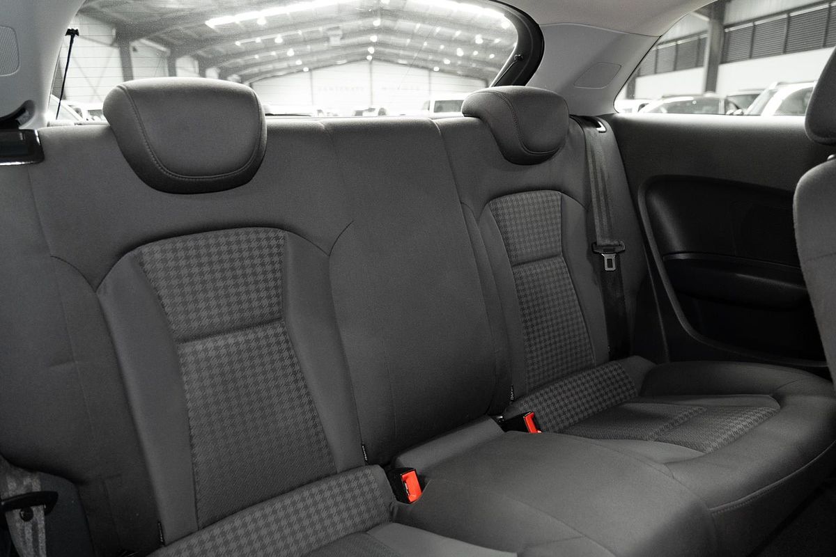 2011 Audi A1 Attraction 8X