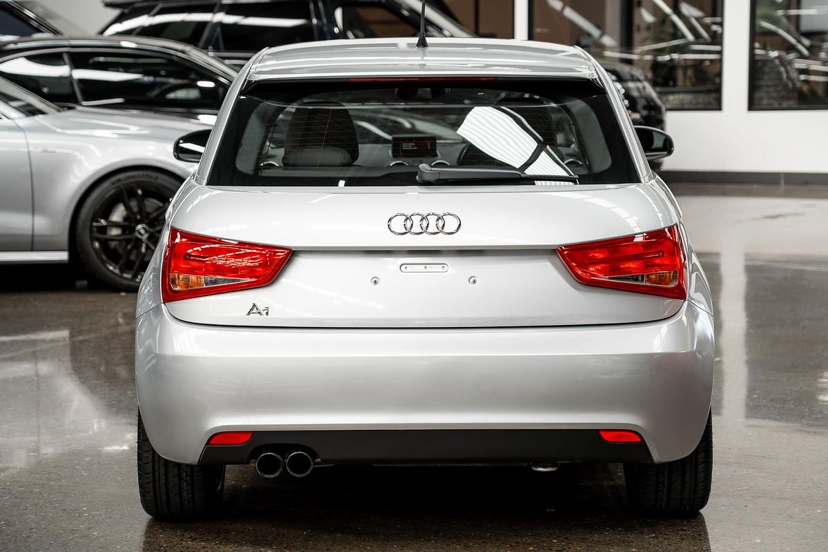 2011 Audi A1 Attraction 8X