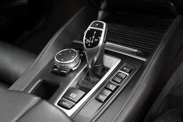2015 BMW X6 xDrive30d F16