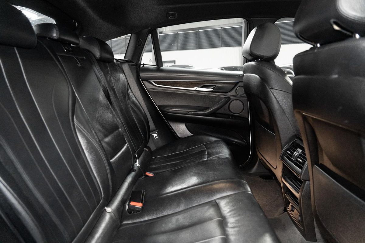 2015 BMW X6 xDrive30d F16