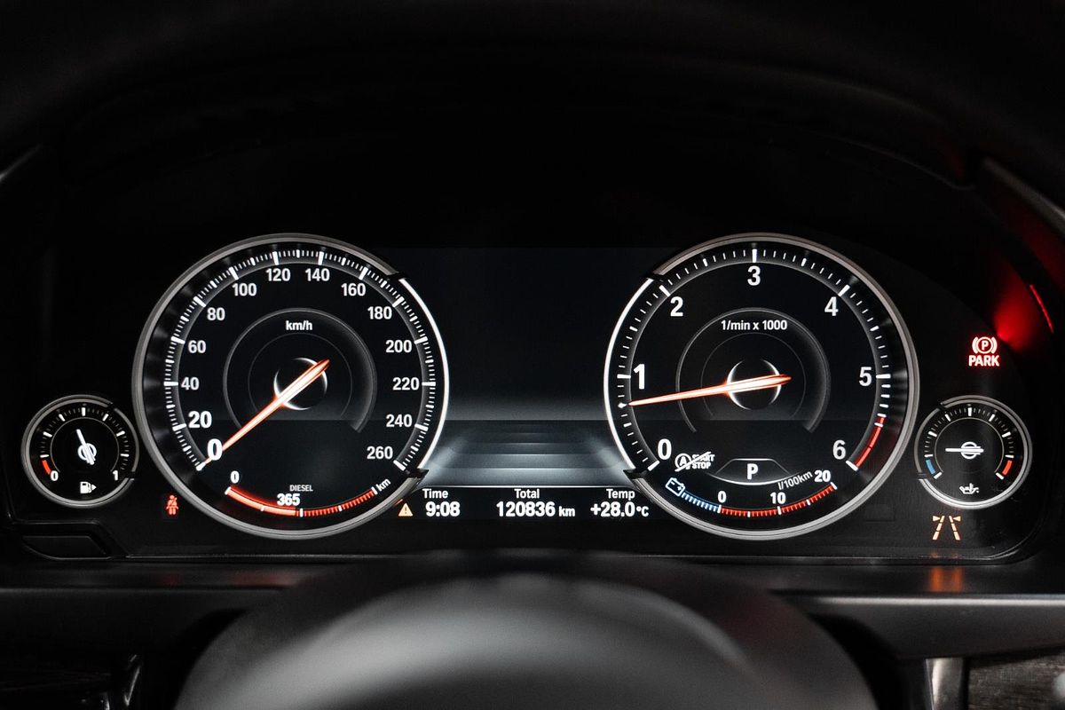2015 BMW X6 xDrive30d F16