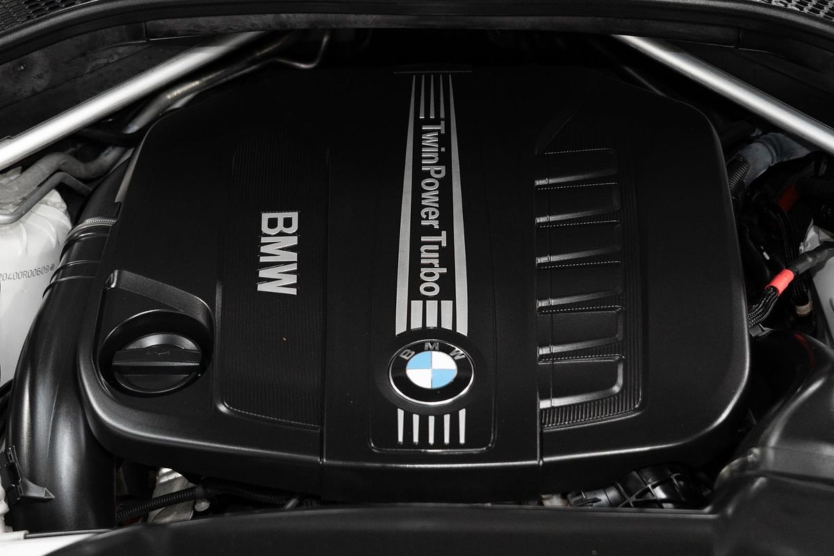 2015 BMW X6 xDrive30d F16