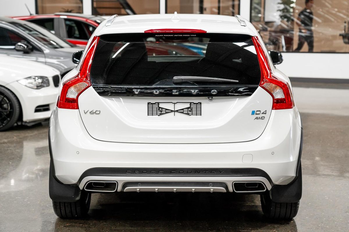 2017 Volvo V60 Cross Country D4