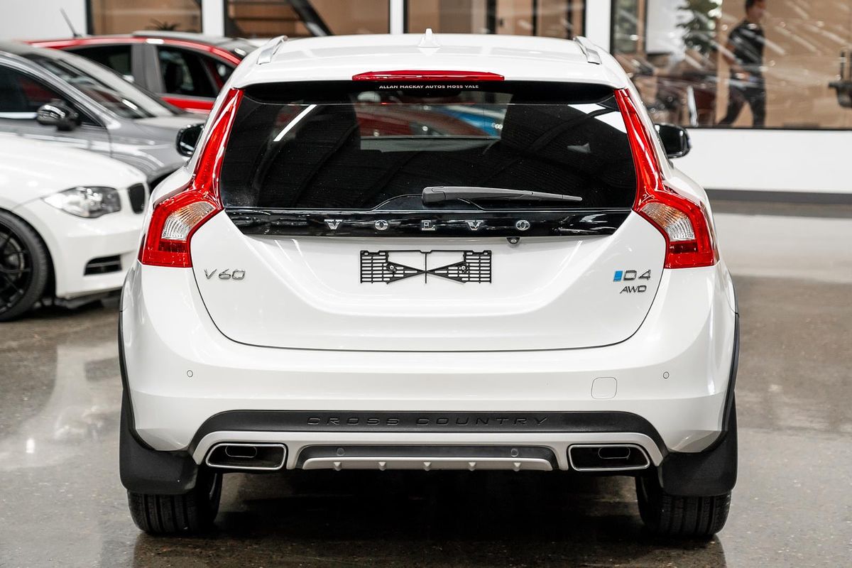2017 Volvo V60 Cross Country D4