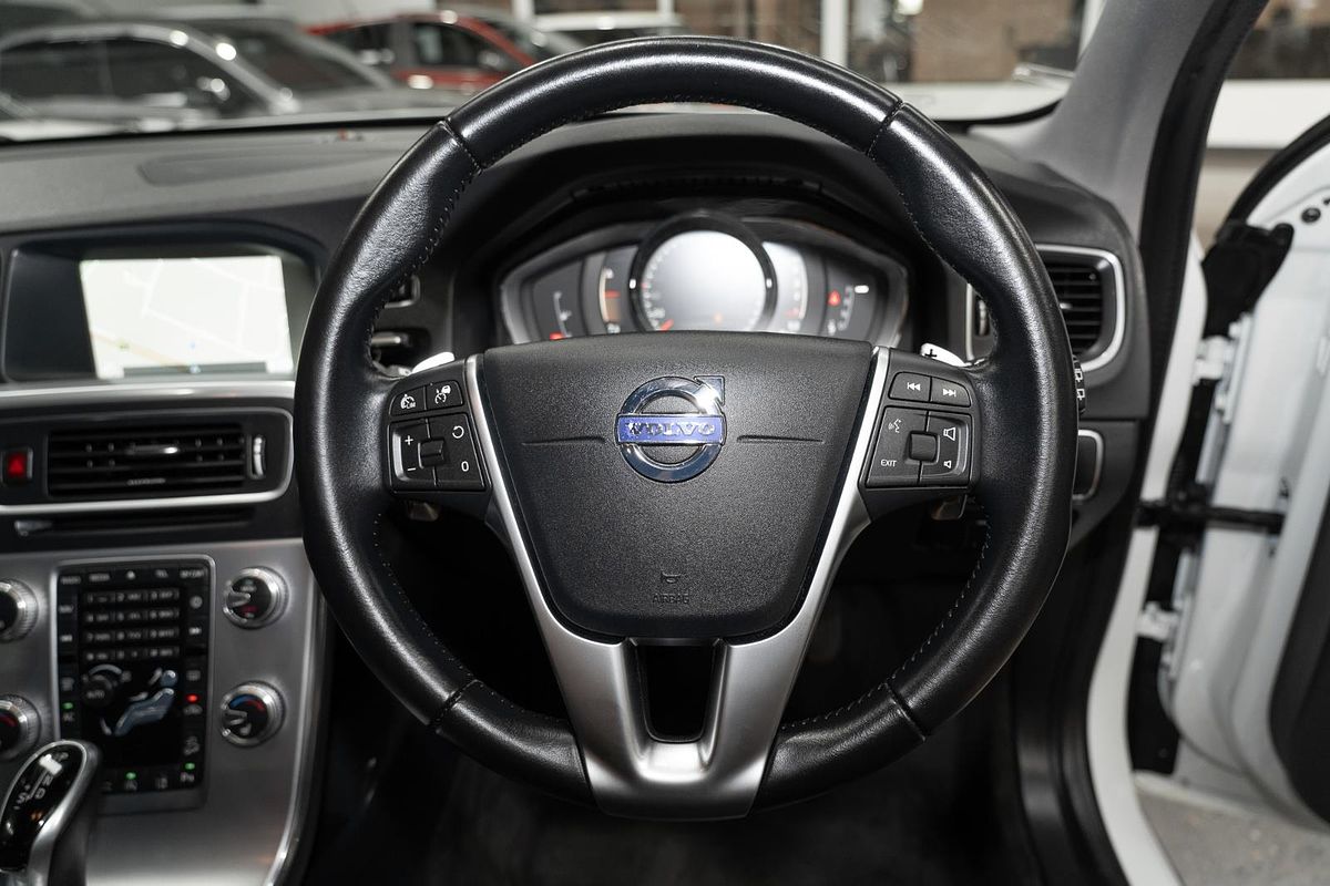 2017 Volvo V60 Cross Country D4