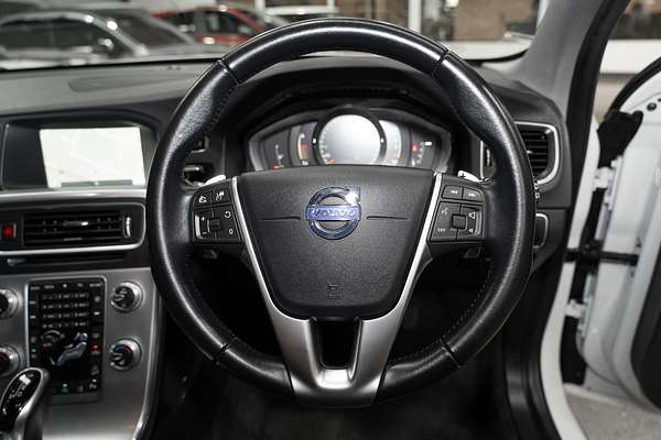2017 Volvo V60 Cross Country D4