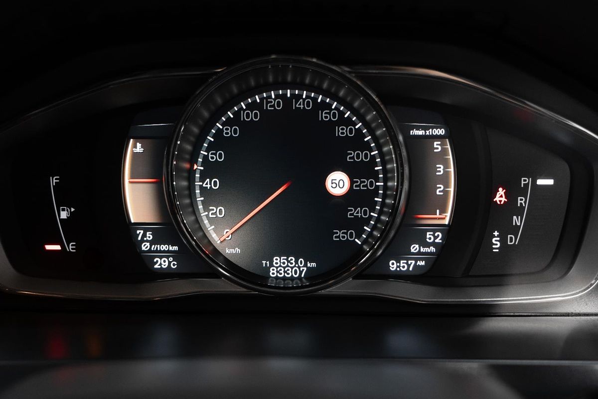 2017 Volvo V60 Cross Country D4
