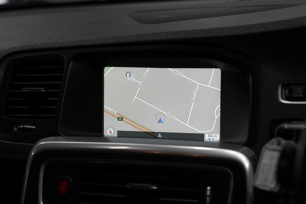 2017 Volvo V60 Cross Country D4