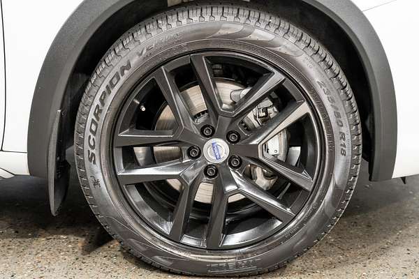 2017 Volvo V60 Cross Country D4