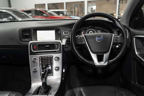 2017 Volvo V60 Cross Country D4