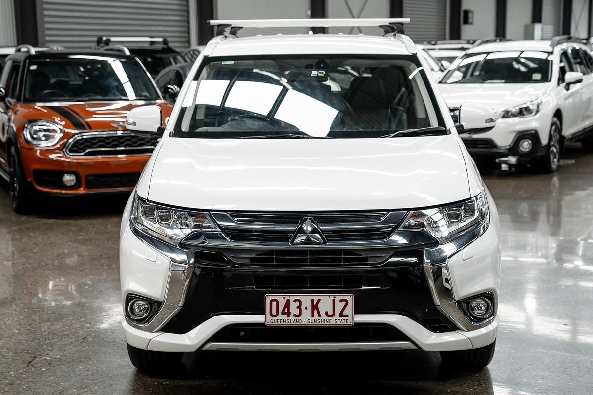2017 Mitsubishi Outlander PHEV LS ZK