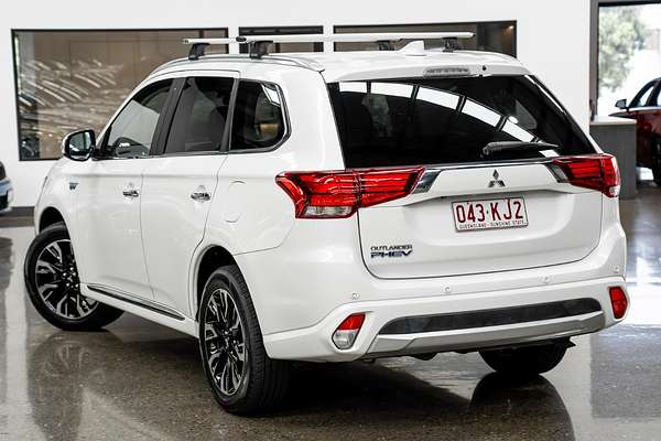 2017 Mitsubishi Outlander PHEV LS ZK