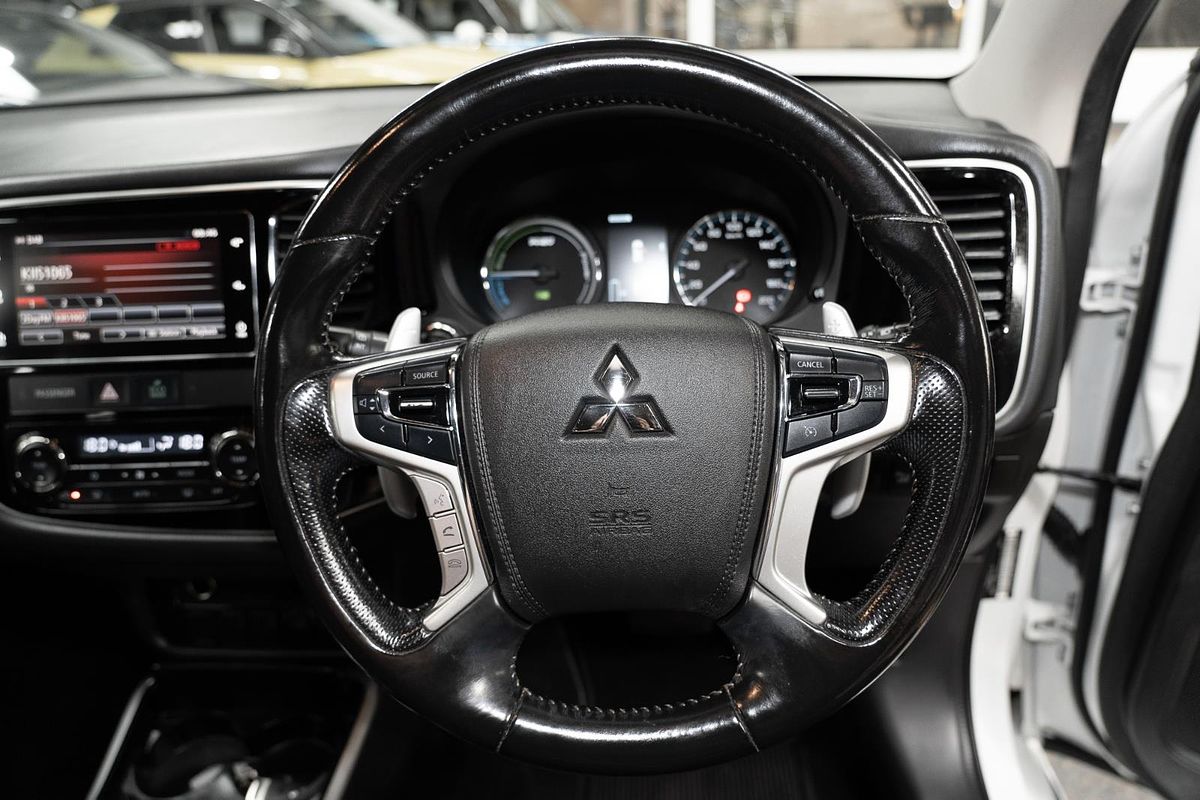 2018 Mitsubishi Outlander PHEV LS ZK