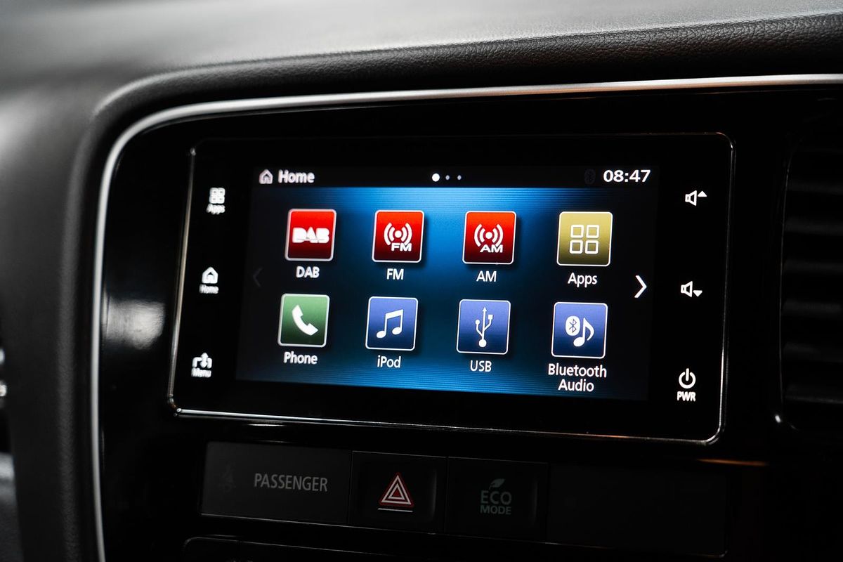 2017 Mitsubishi Outlander PHEV LS ZK