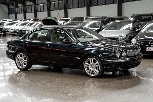 2007 Jaguar X-Type LE X400