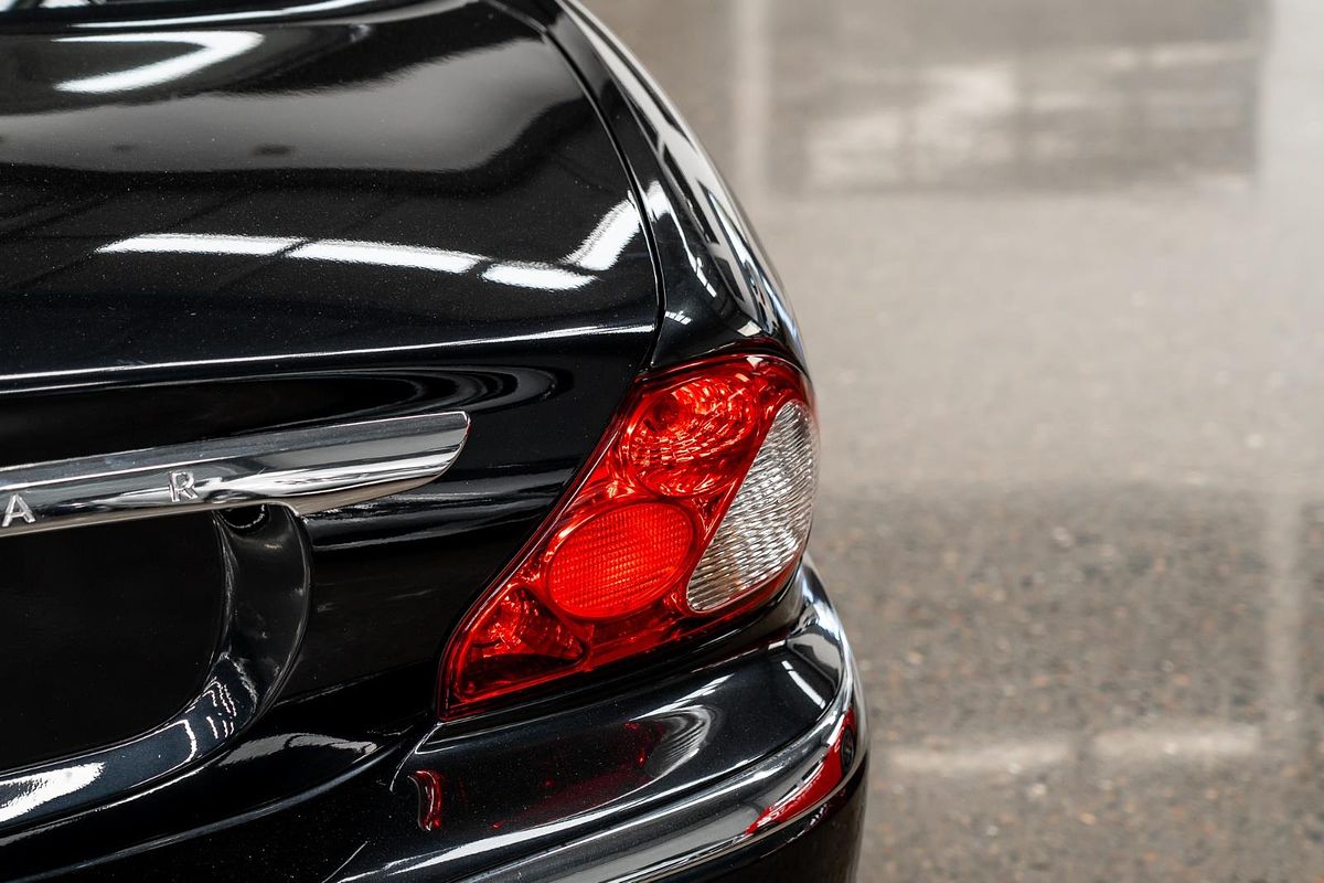 2007 Jaguar X-Type LE X400