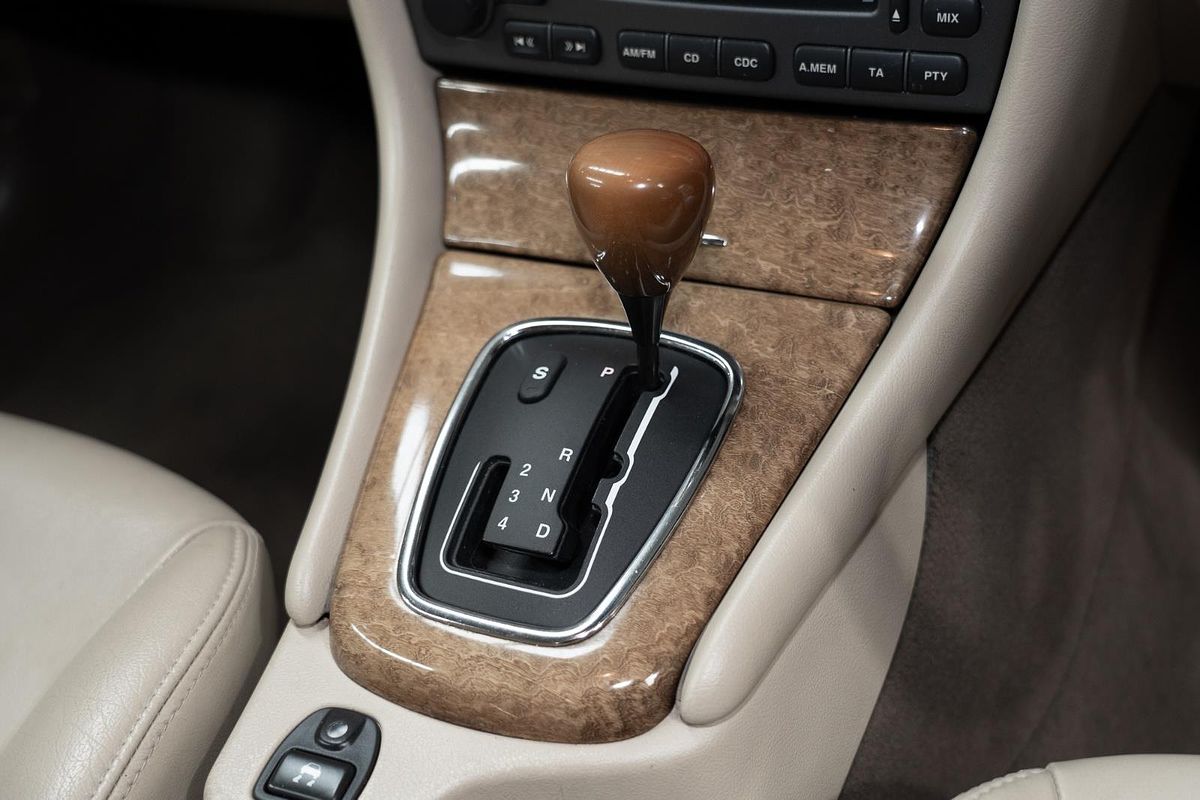 2007 Jaguar X-Type LE X400
