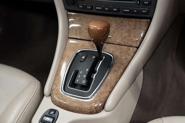 2007 Jaguar X-Type LE X400