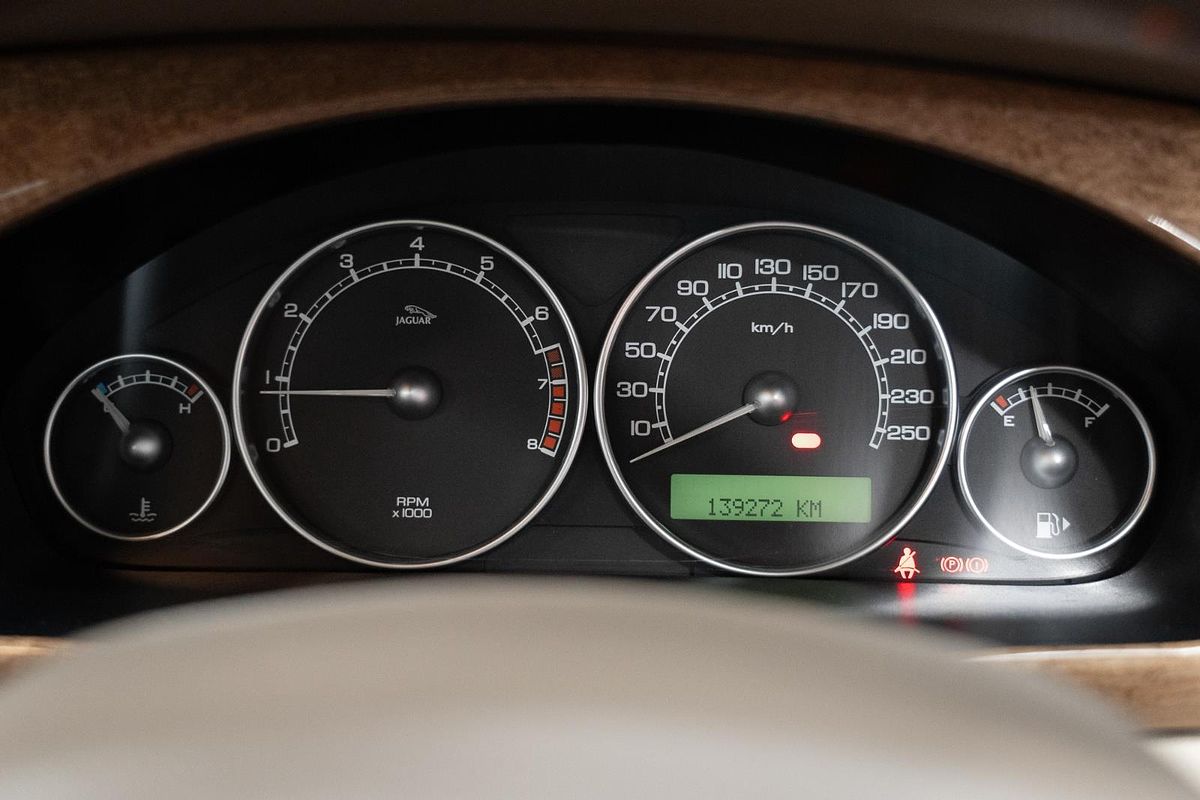 2007 Jaguar X-Type LE X400